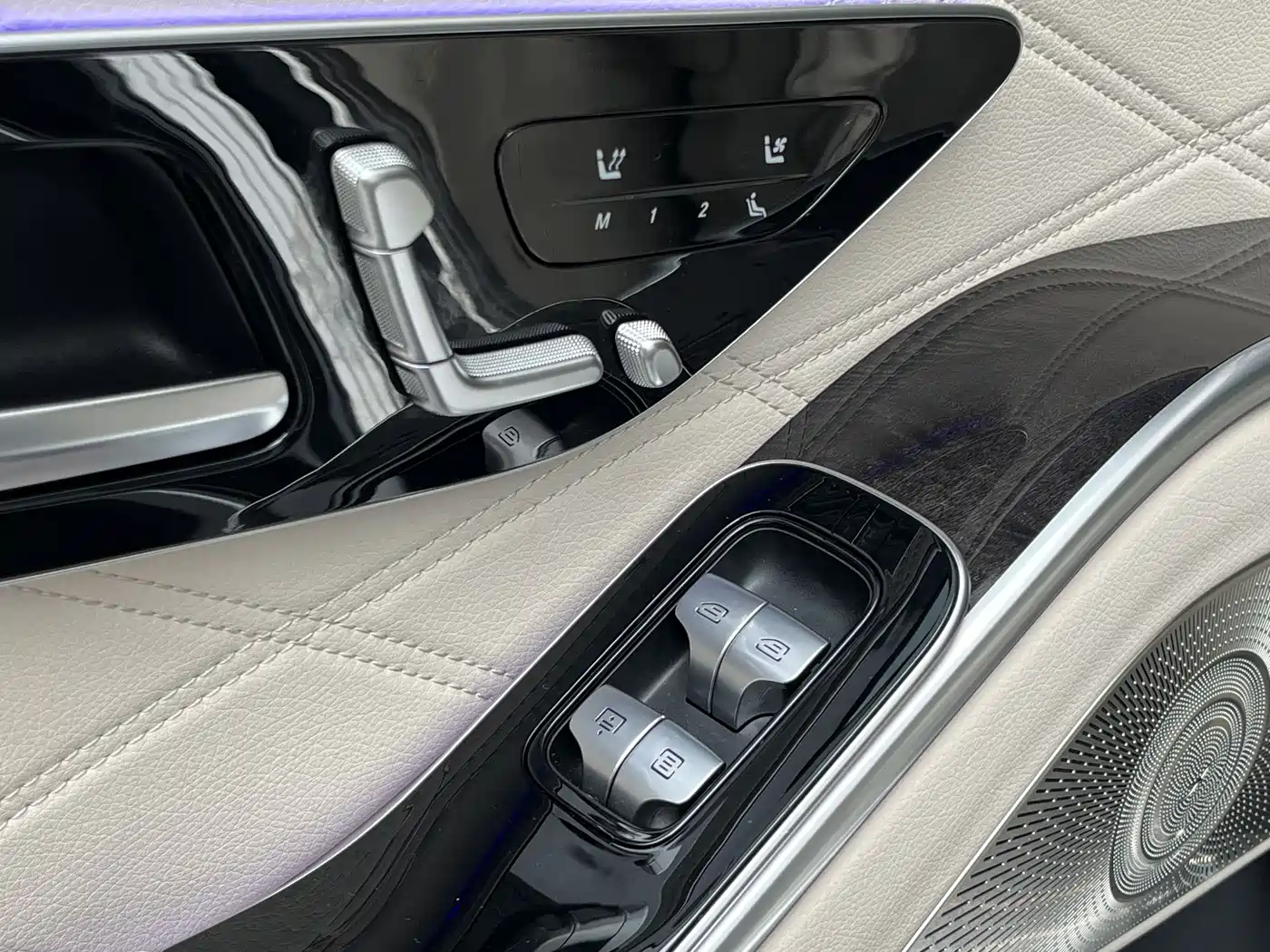 Mercedes-Benz Maybach S-Class 2024 Facelift S 480 4MATIC фото 25