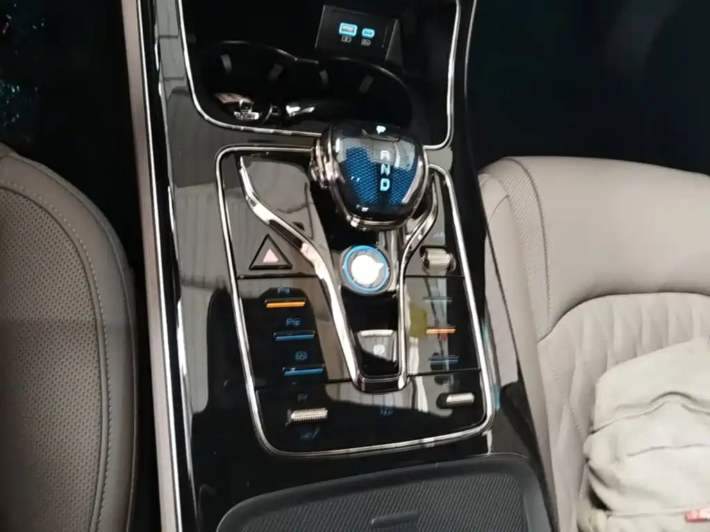 BYD Han 2026 2025 DM-i Smart Drive Edition 125KM Premium