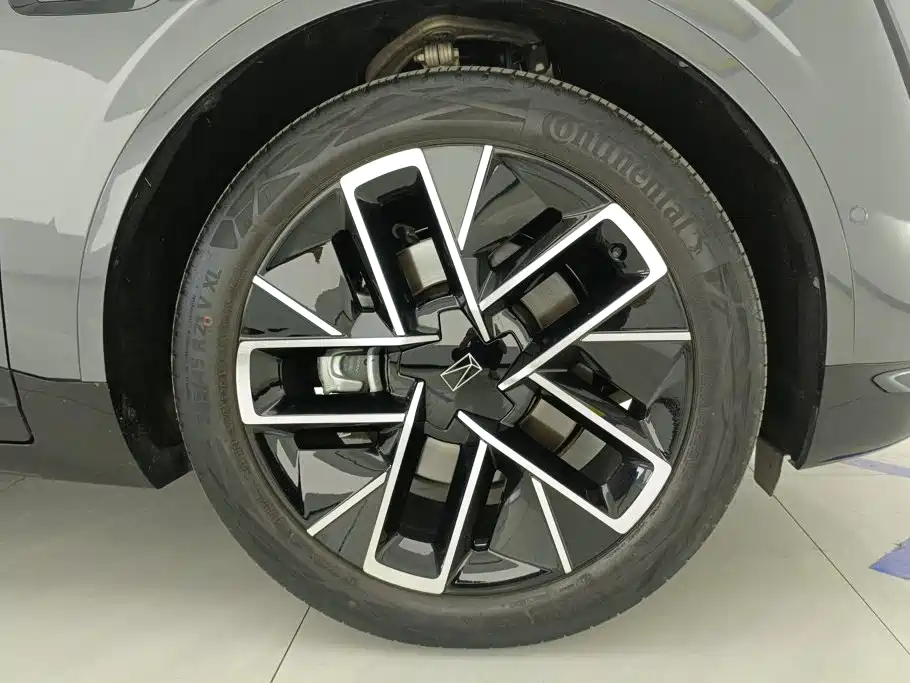 Avatr 11 2025 2025 Max Pure Electric AWD