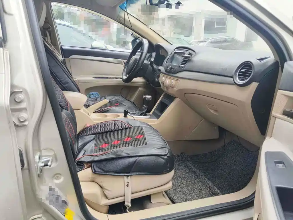 Roewe 350 2016 2015 Model 1.5L Automatic Luxury Sunroof Edition