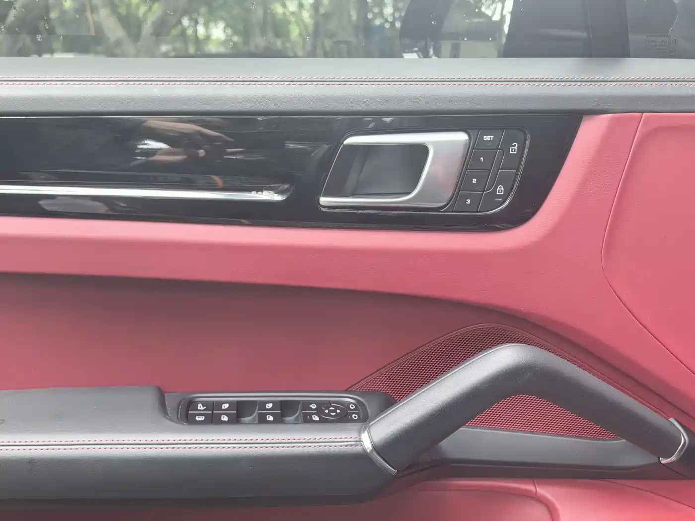Porsche Cayenne New Energy 2023 Cayenne E-Hybrid 2.0T фото 8