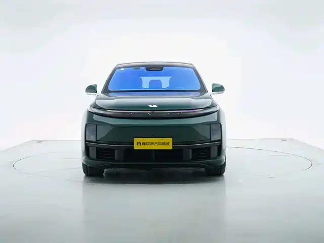 Фото 9 - Li Auto L7