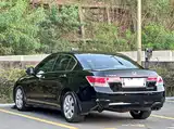 Photo 10 - Honda Accord