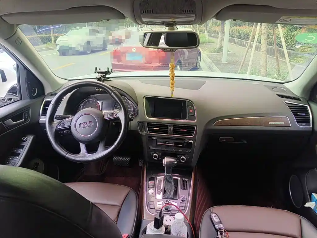 Фото 12 - Audi Q5