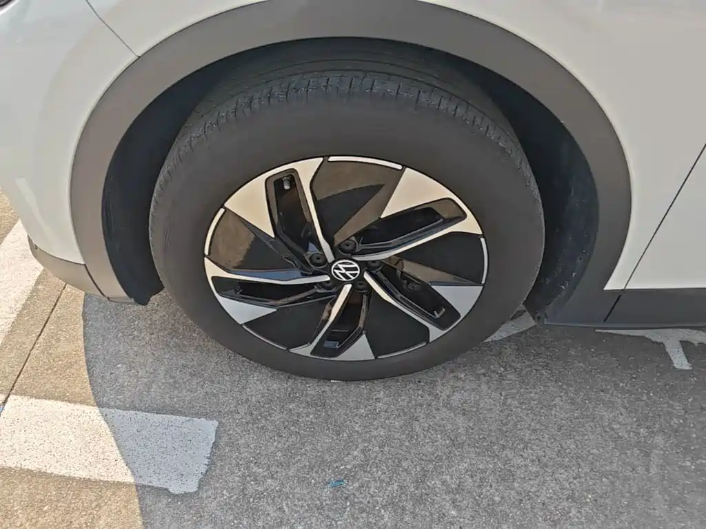 صورة 23 - Volkswagen ID.4 CROZZ
