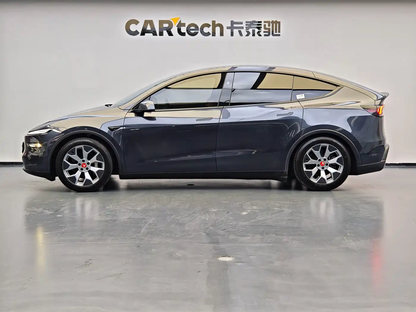 Tesla Model Y L 2025 2025 Facelift Long Range AWD