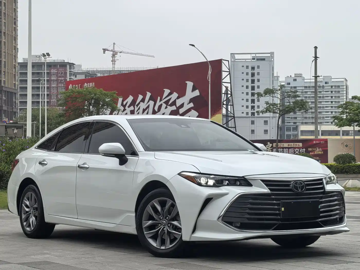 Toyota Avalon 2019 2.0L Luxury Edition (China VI) фото 3