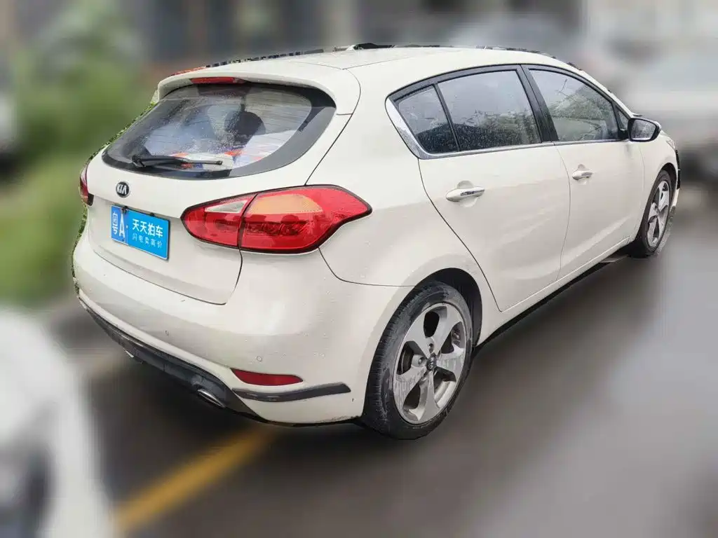 Kia K3S 2015 2014 1.6L Automatic Premium