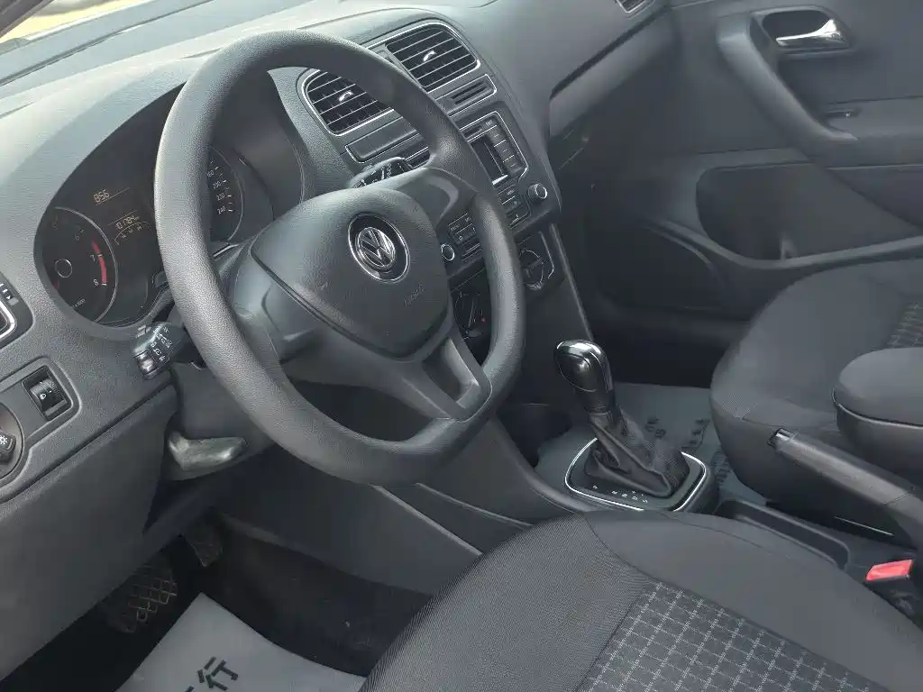 Volkswagen Polo 2014 2014 1.4L Automatic Comfort Edition