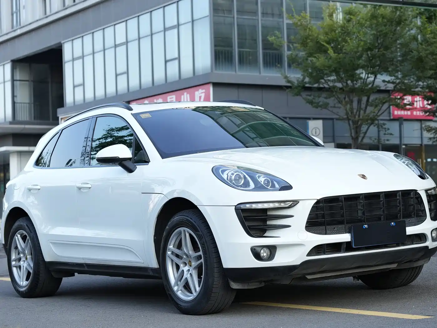 Porsche Macan 2017 Macan 2.0T фото 3