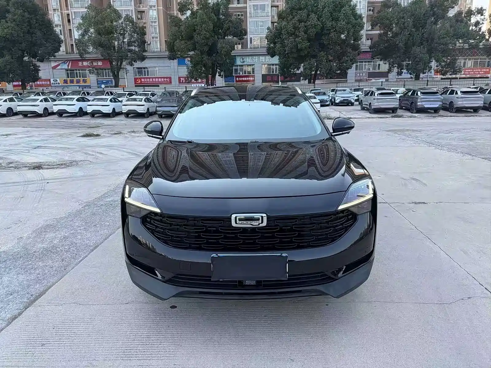 Photo 2 - Qoros 7