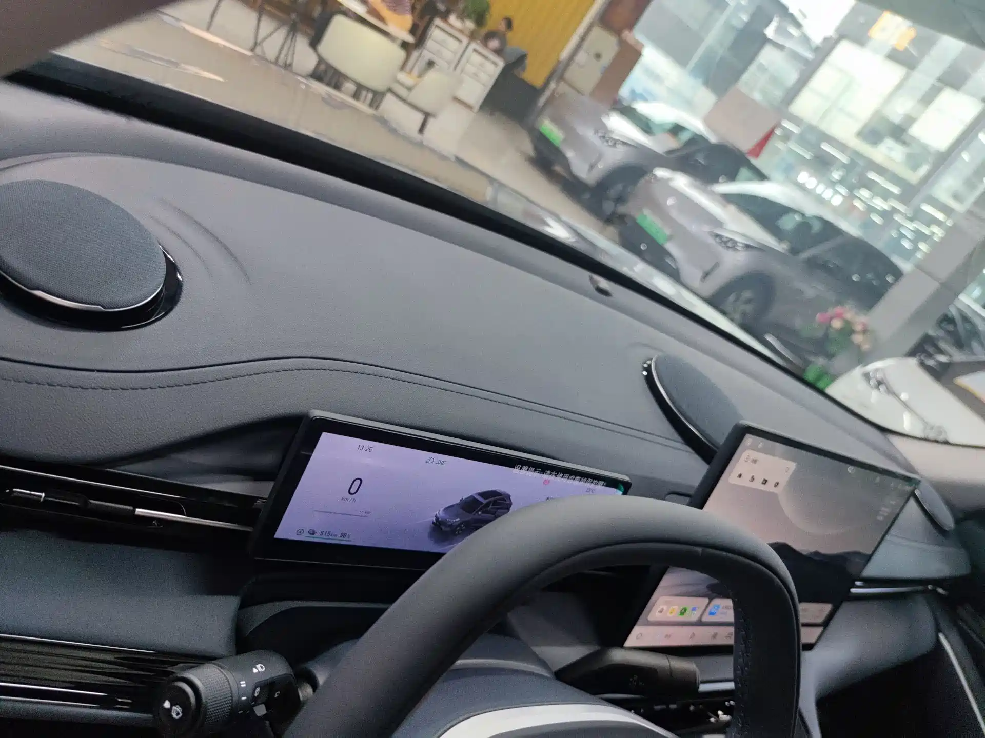 Photo 12 - Geely Galaxy Galaxy E5