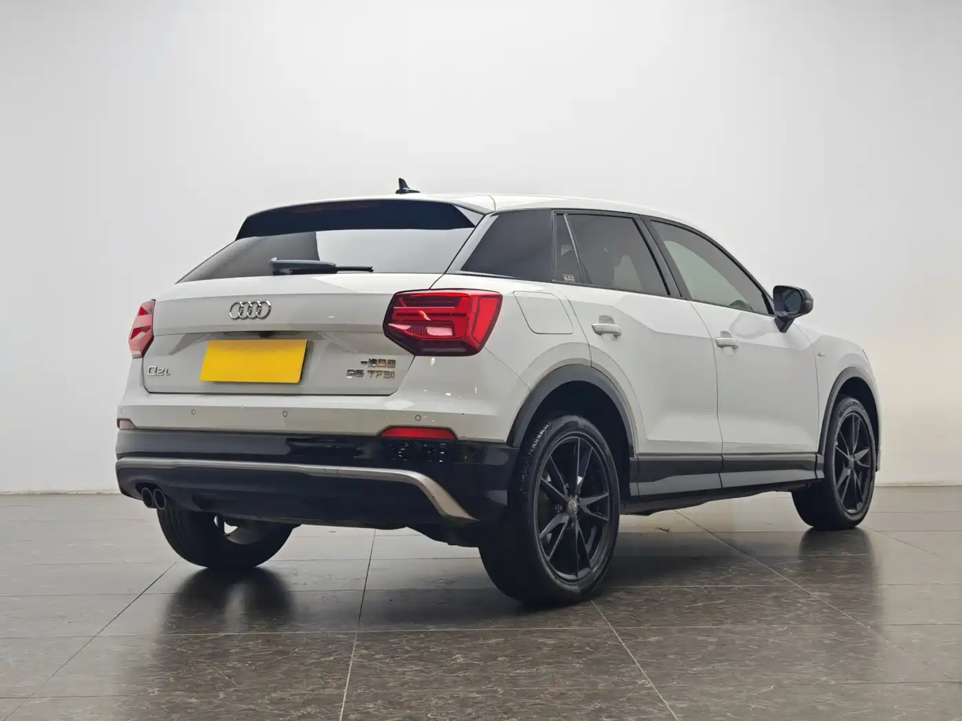 Audi Q2L 2020 35 TFSI Progressive Dynamic Model фото 3