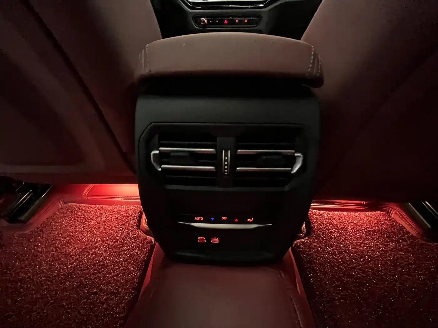 BMW 3 Series 2024 325Li M Sport Package фото 16