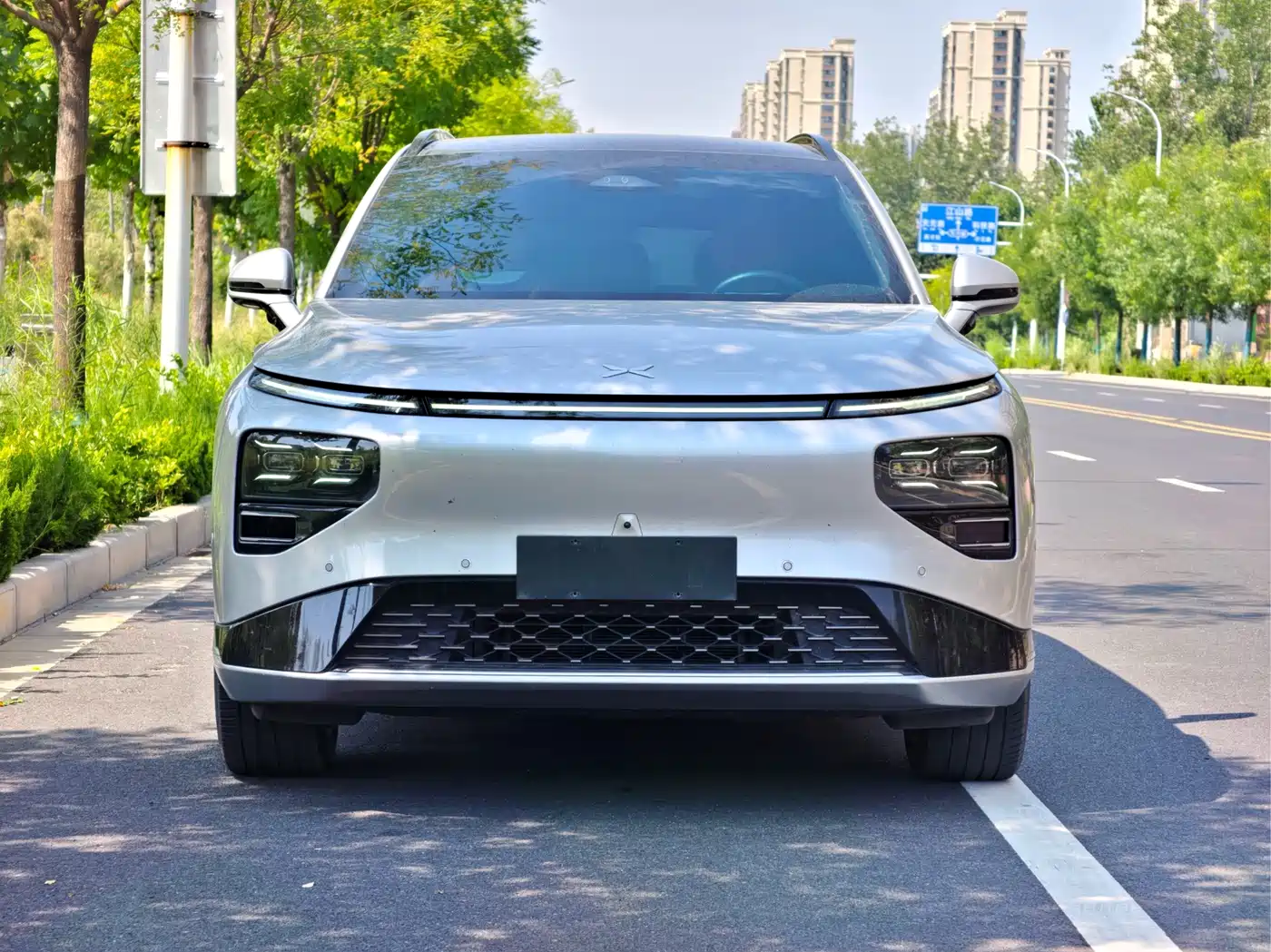 Фото 2 - XPeng G9