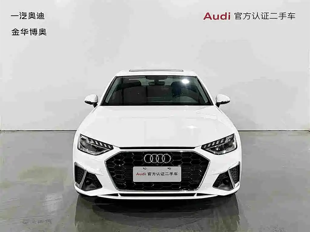 Фото 2 - Audi A4L