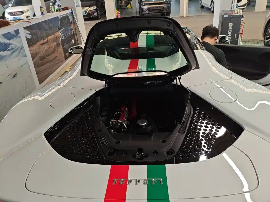 Ferrari SF90 2025 2021 3.9T V8 Spider