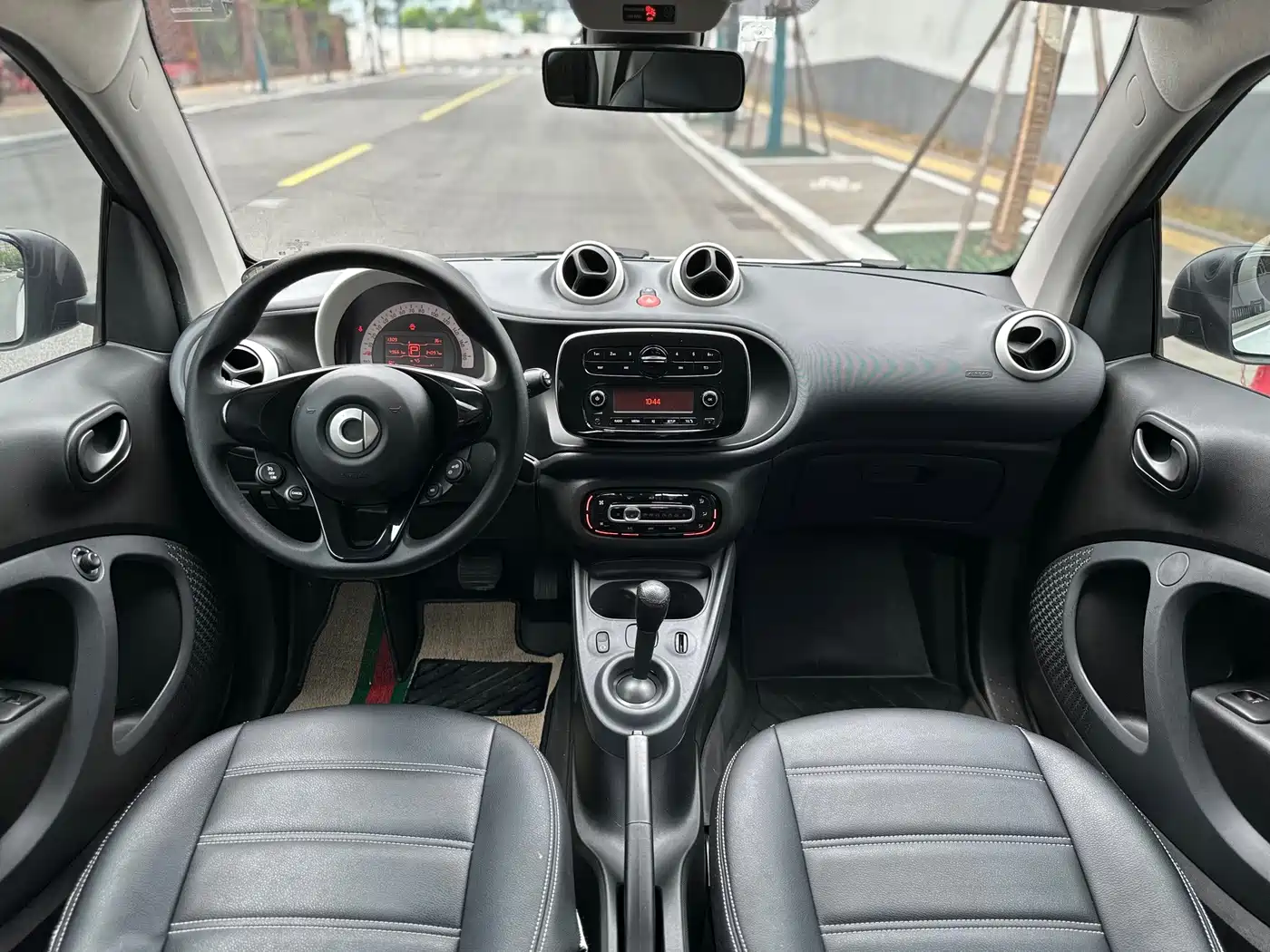 smart fortwo 2019 2018 1.0L 52kW Hardtop Agile Edition China V