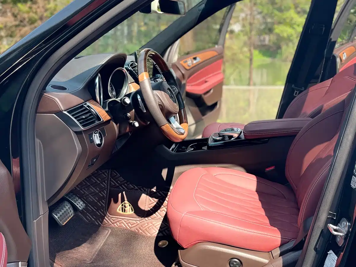 Mercedes-Benz GLS 2018 Facelift GLS 320 4MATIC фото 22