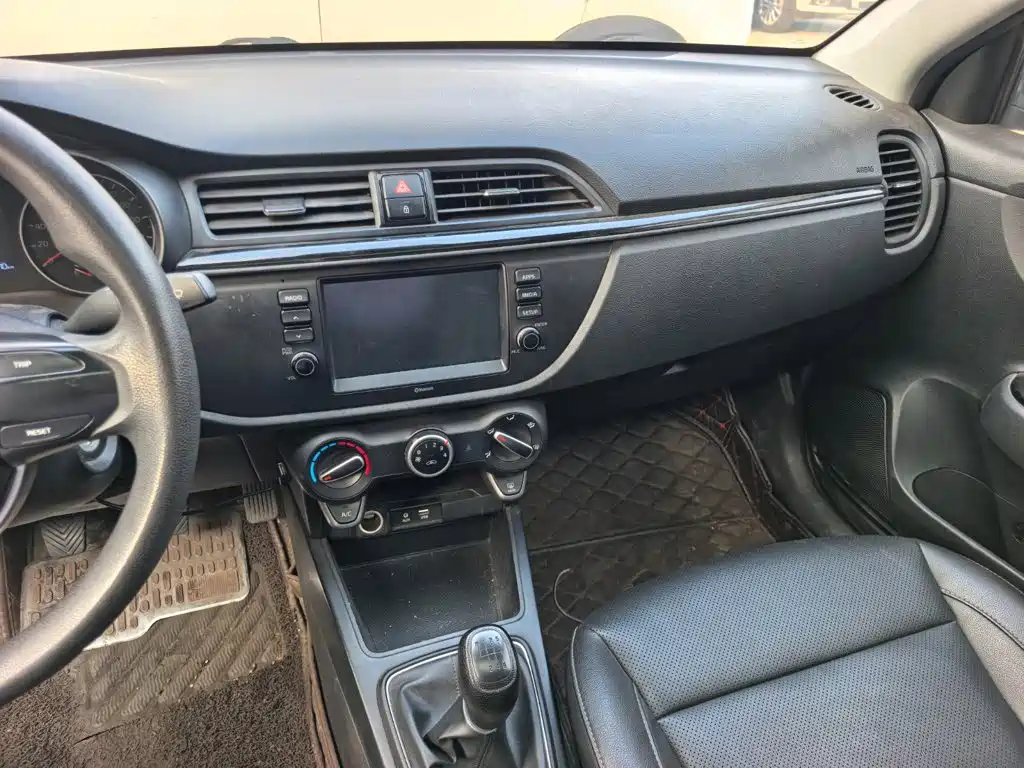 Kia K2 2018 2017 Sedan 1.4L MT GLS