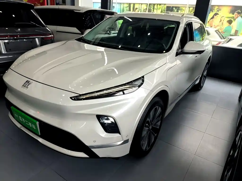 Similar car