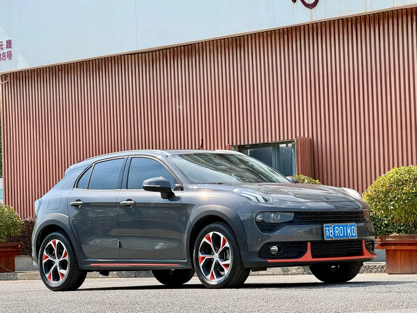 Lynk & Co 02 2018 1.5T DCT 2WD Shine Edition China V фото 8