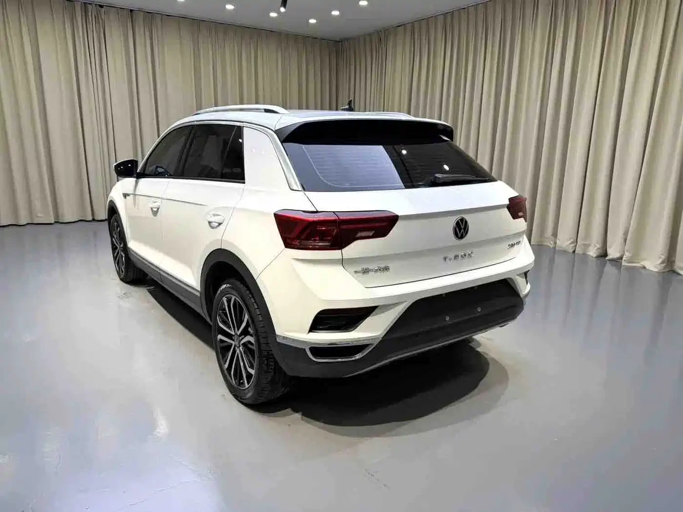 Volkswagen T-ROC 2022 280TSI DSG 2WD Comfort PLUS фото 14