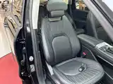 Фото 32 - Ford Edge