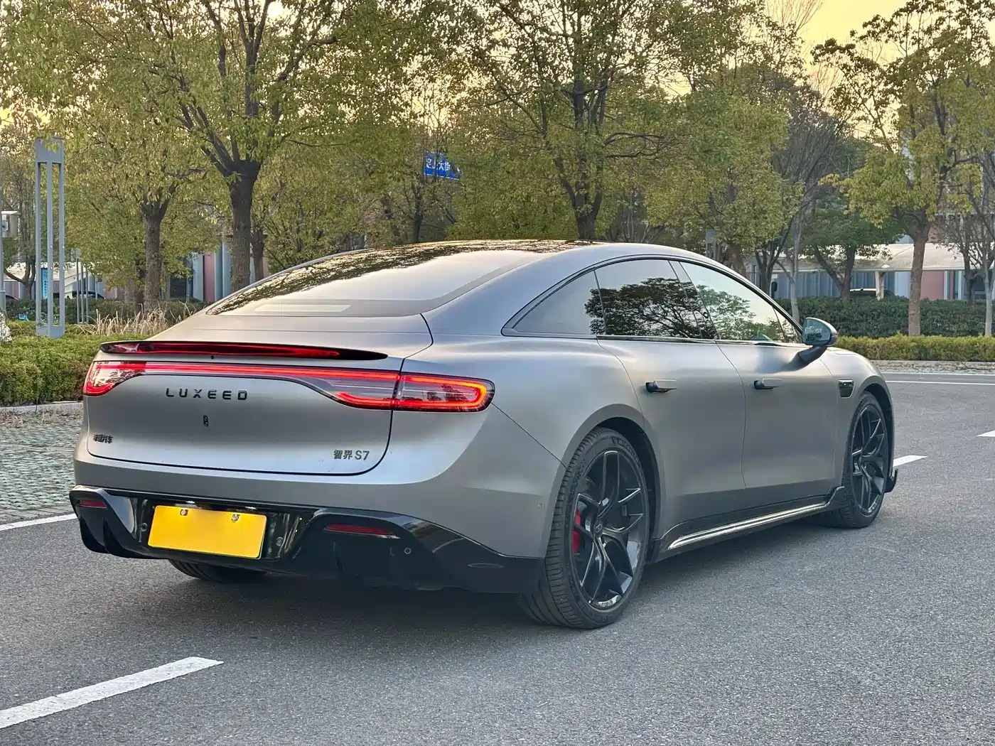 Zhijie S7 2025 2026 Ultra