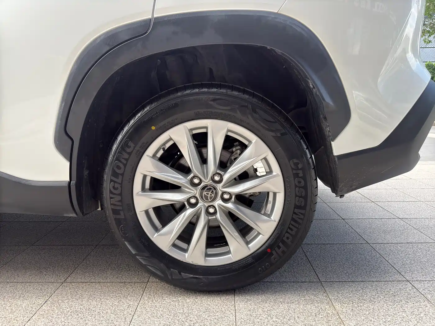 Toyota Corolla Cross 2023 2.0L Pioneer Edition фото 16