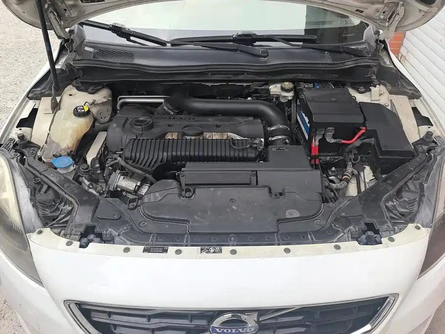 Volvo V40 2013 2013 2.0T Elegance Edition