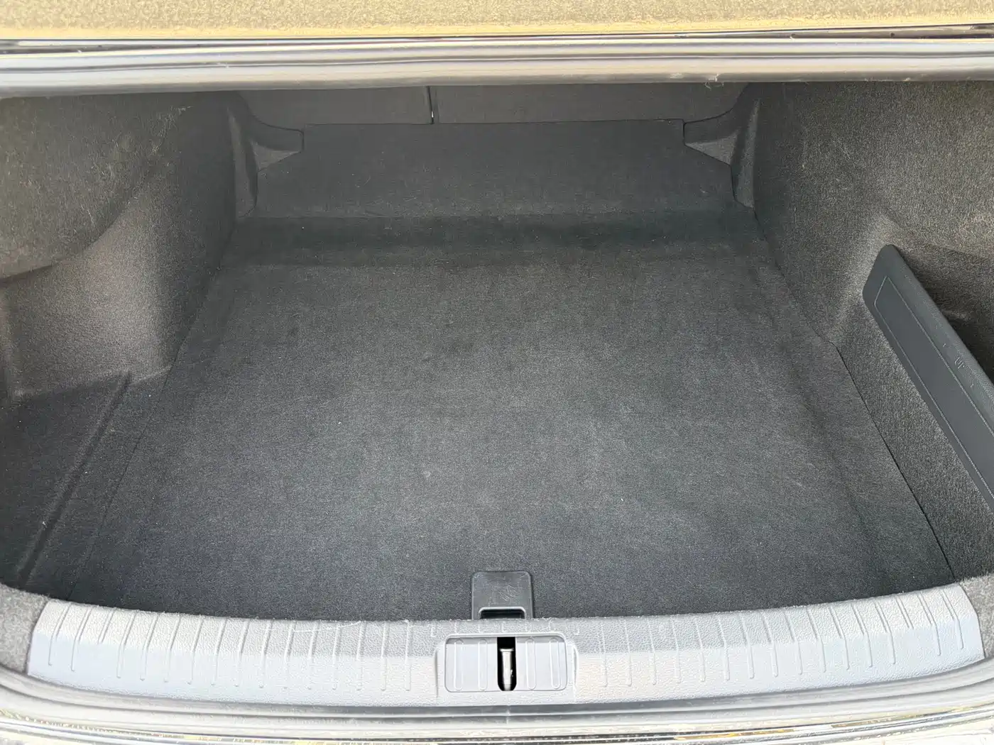 Volkswagen Magotan 2025 Popular Edition 280TSI DSG Comfort фото 16