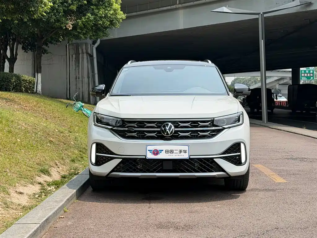 Volkswagen Tayron X 2023 Facelift 380TSI 4WD Flagship Smart Edition фото 2
