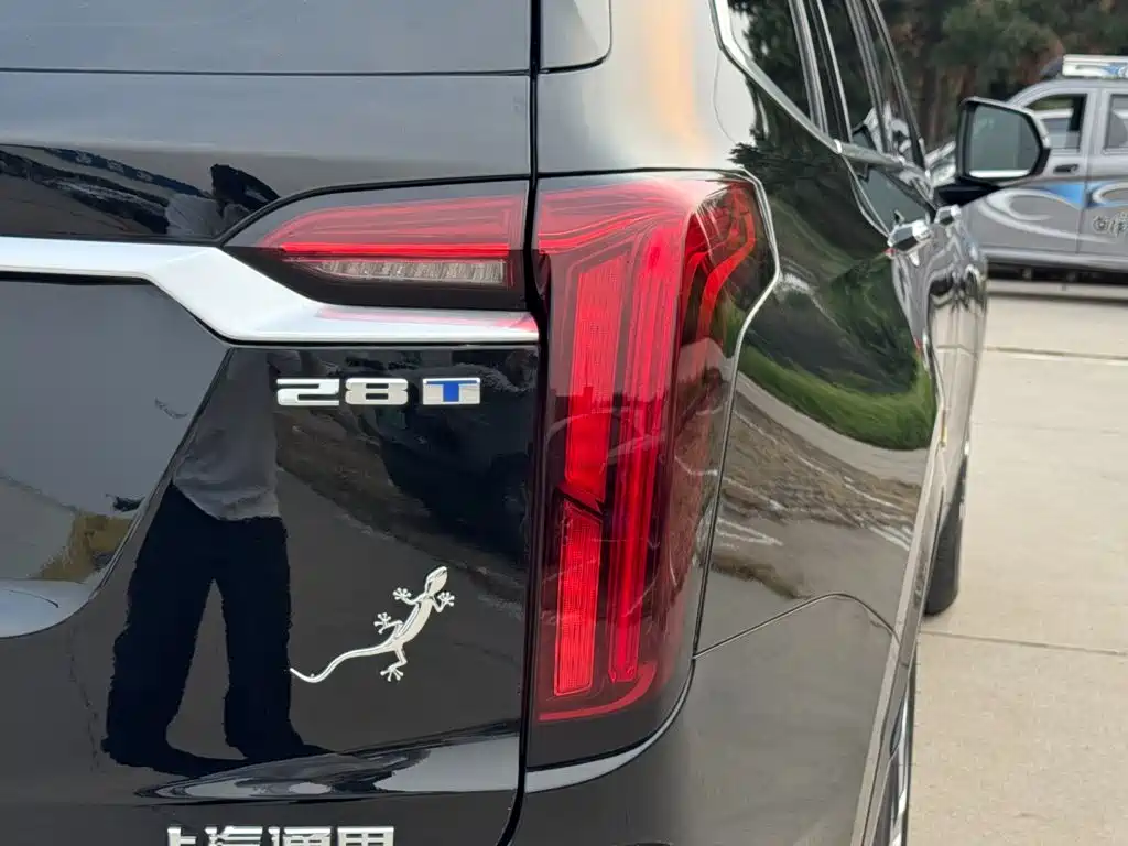 Cadillac XT6 2023 2022 2.0T 6-Seater 2WD Luxury Edition