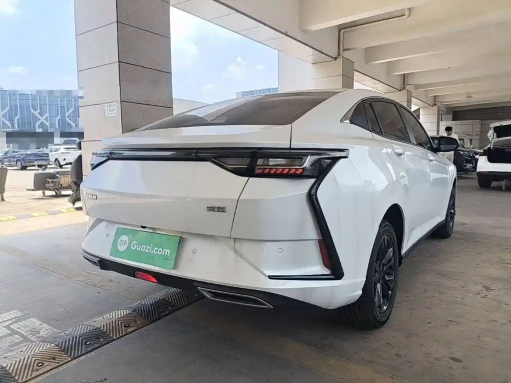 Dongfeng Aeolus Yixuan 2025 2025 1.5L Auto Luxury