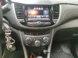 Фото 6 - Chevrolet Trax