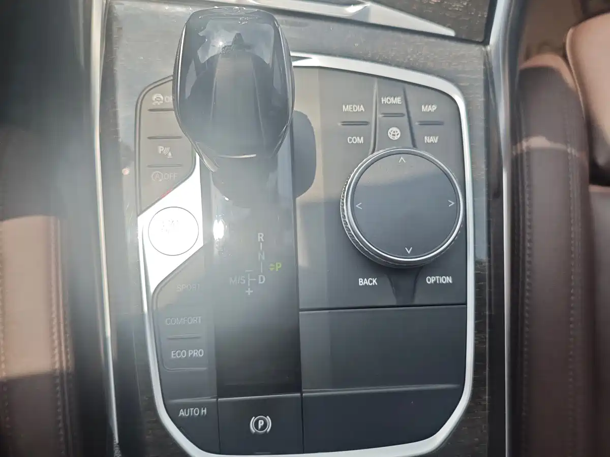 BMW 3 Series 2020 325Li M Sport Package фото 13