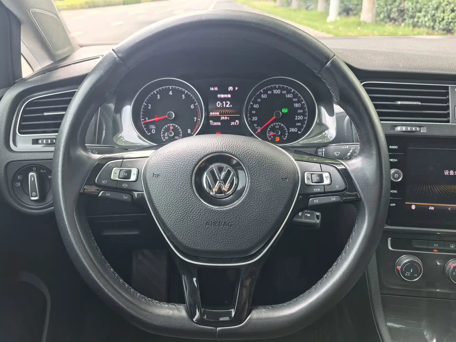 صورة 11 - Volkswagen Golf (Import)