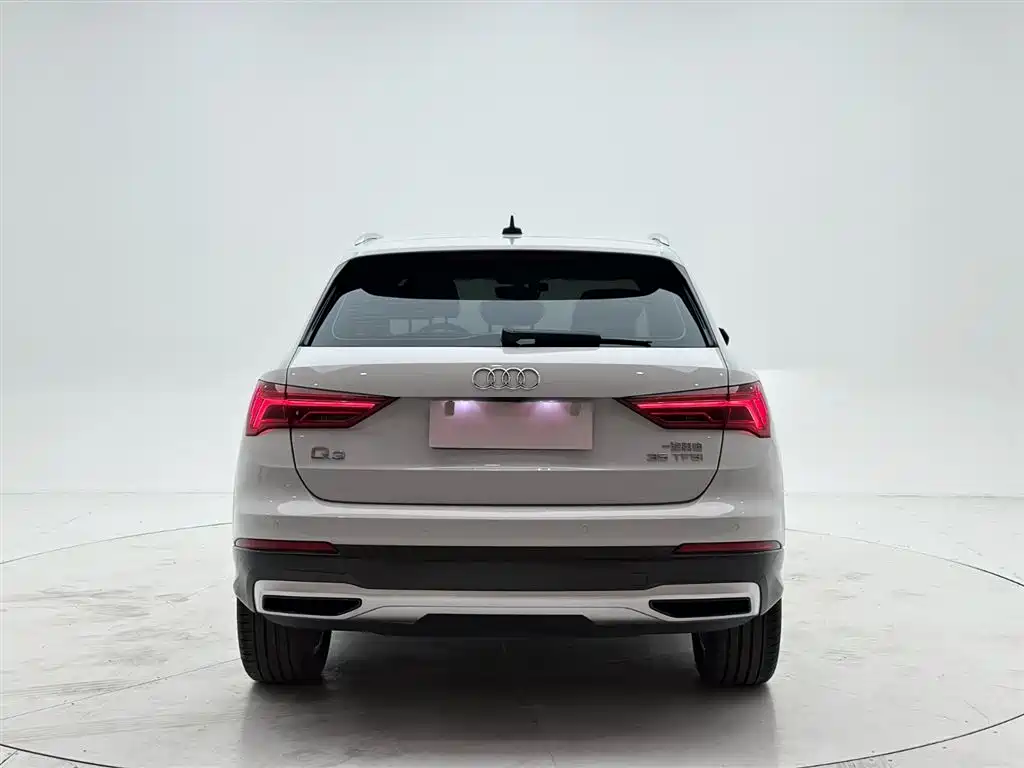 Audi Q3 2022 35 TFSI Fashion Elegance фото 5