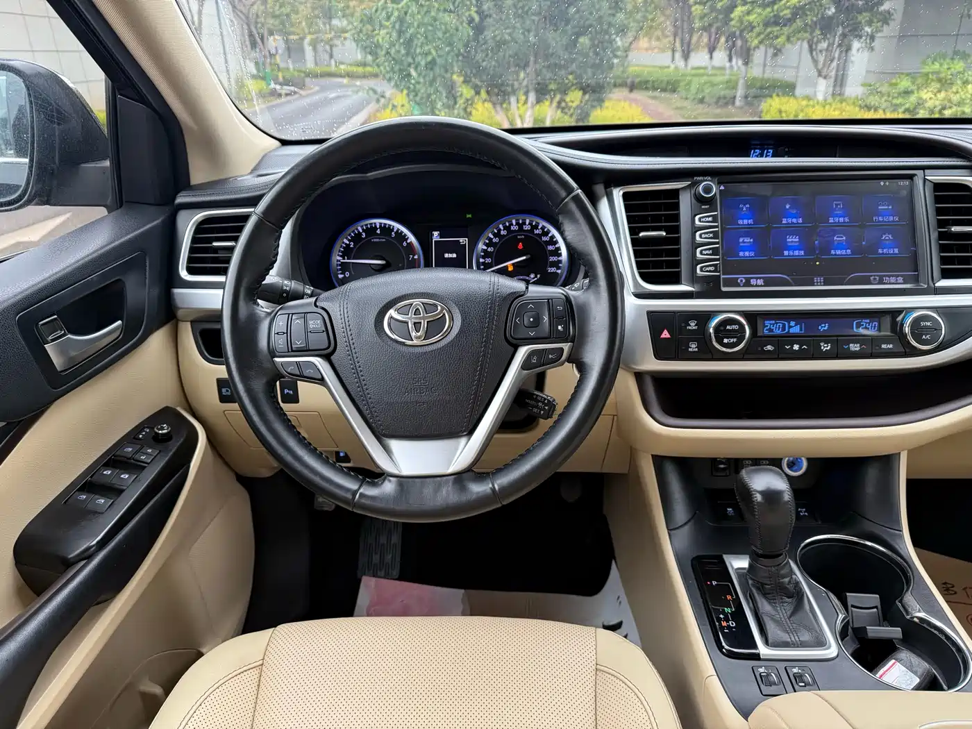 Toyota Highlander 2018 2.0T 4WD Luxury 7-seater China VI фото 10