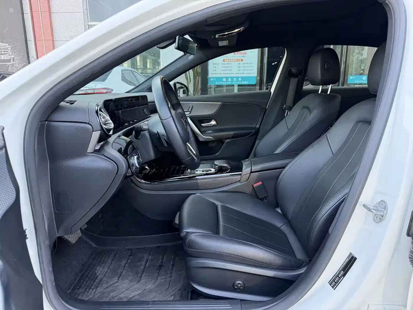 Mercedes-Benz A-Class 2020 A 200 L фото 6