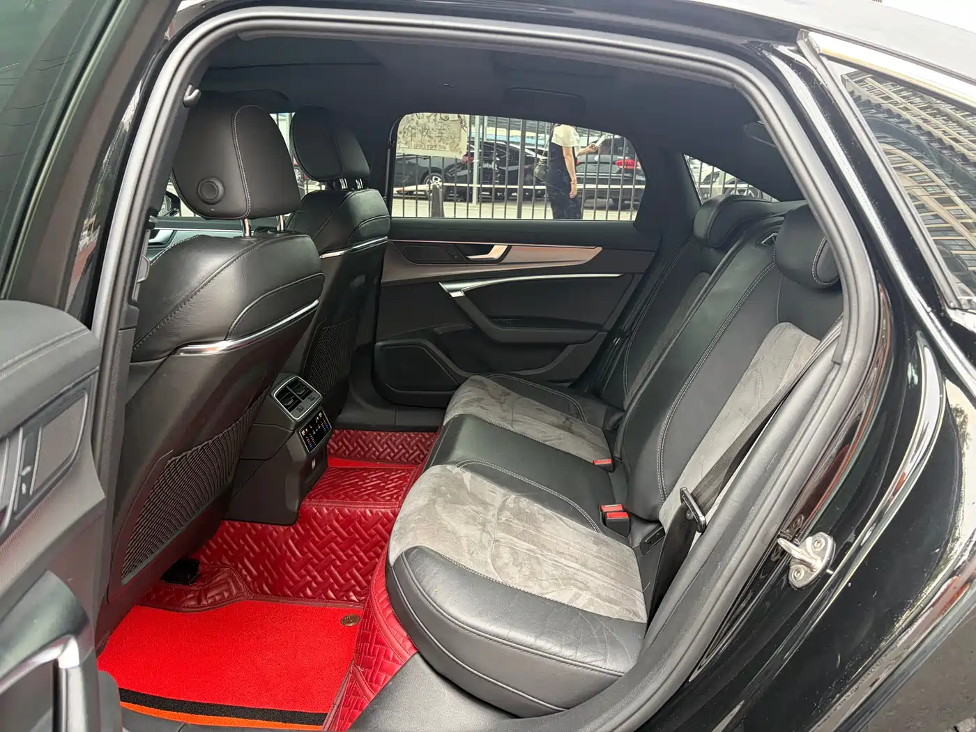 Audi A6L 2022 45 TFSI quattro Premium Dynamic фото 8