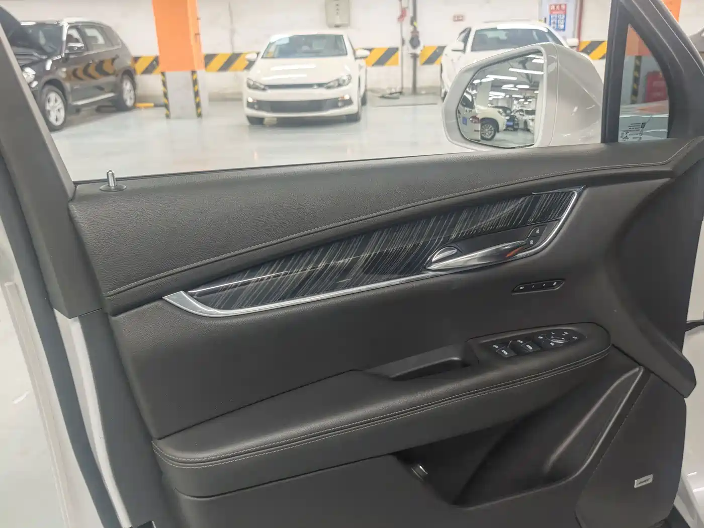 Cadillac XT6 2019 2020 28T 6-Seater Luxury Model