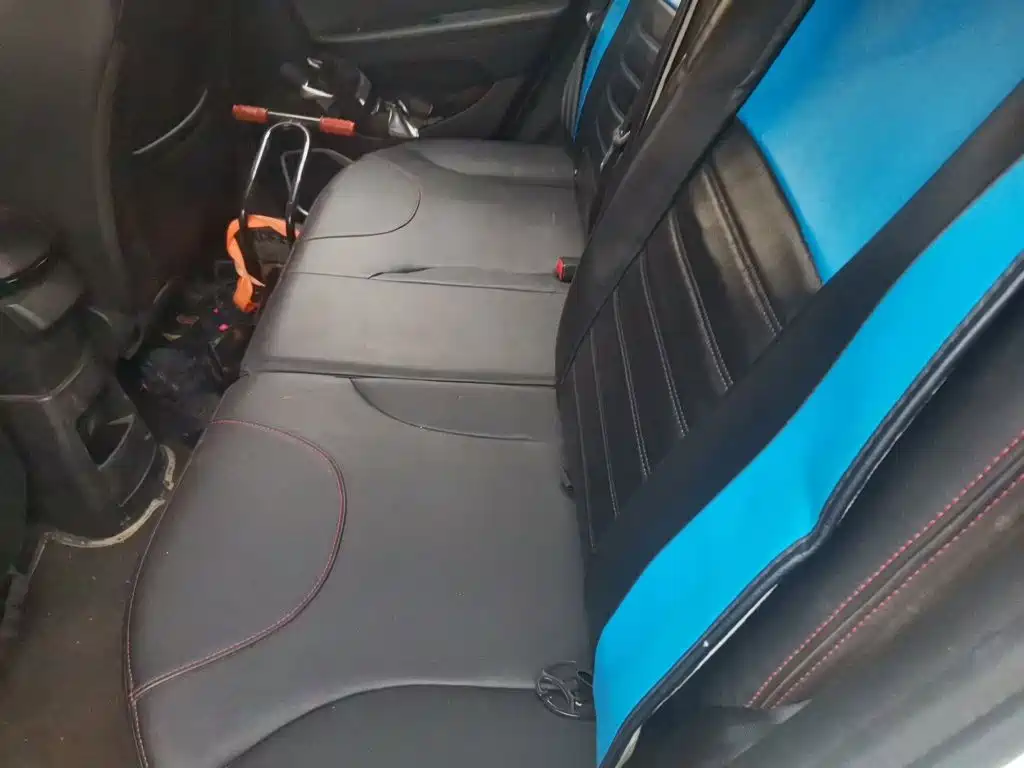 Photo 13 - Zhonghua V3
