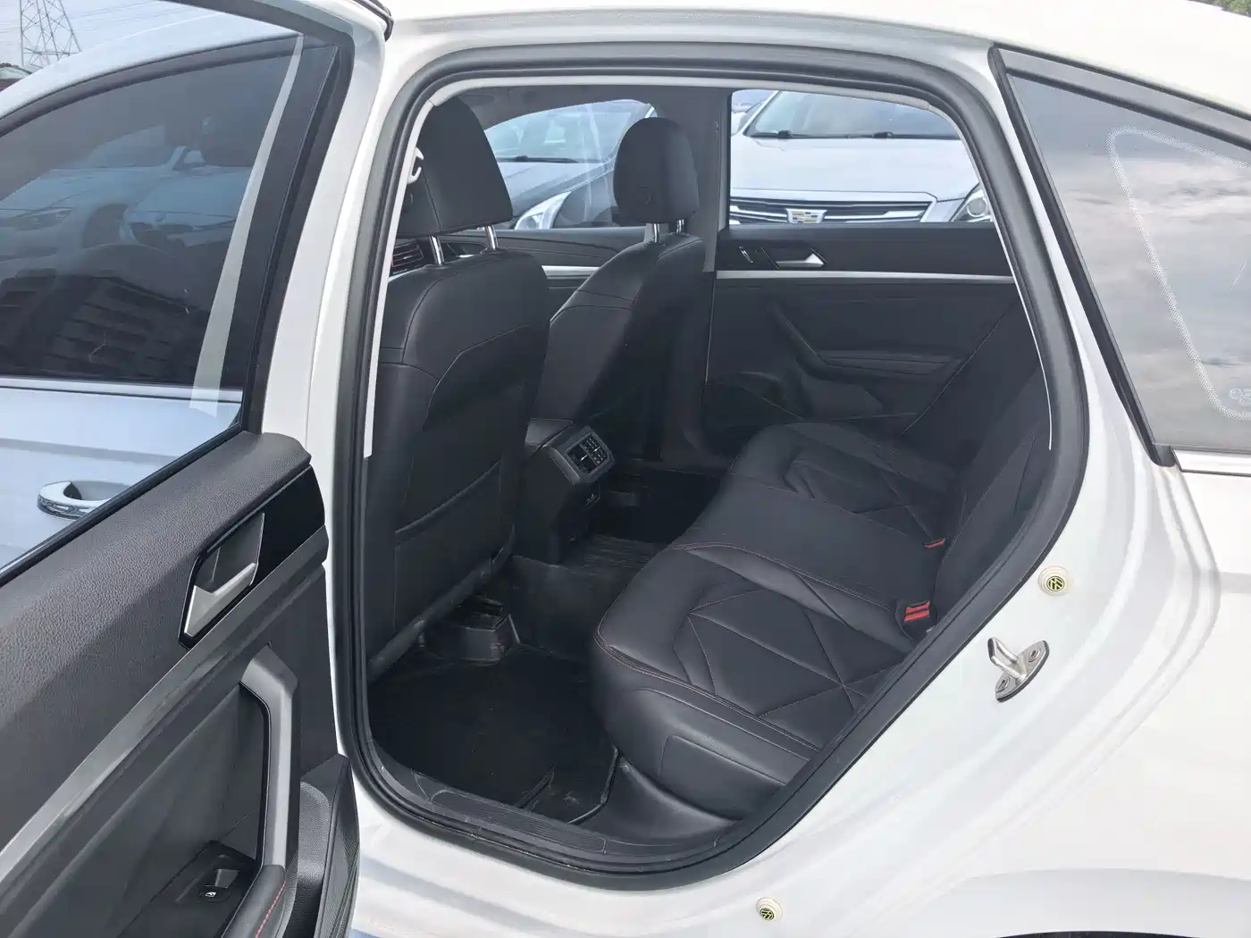 Volkswagen Lavida, миниатюра 7