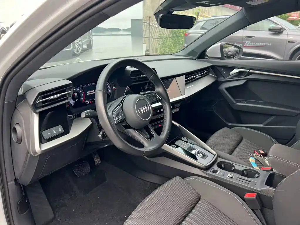 Фото 9 - Audi A3