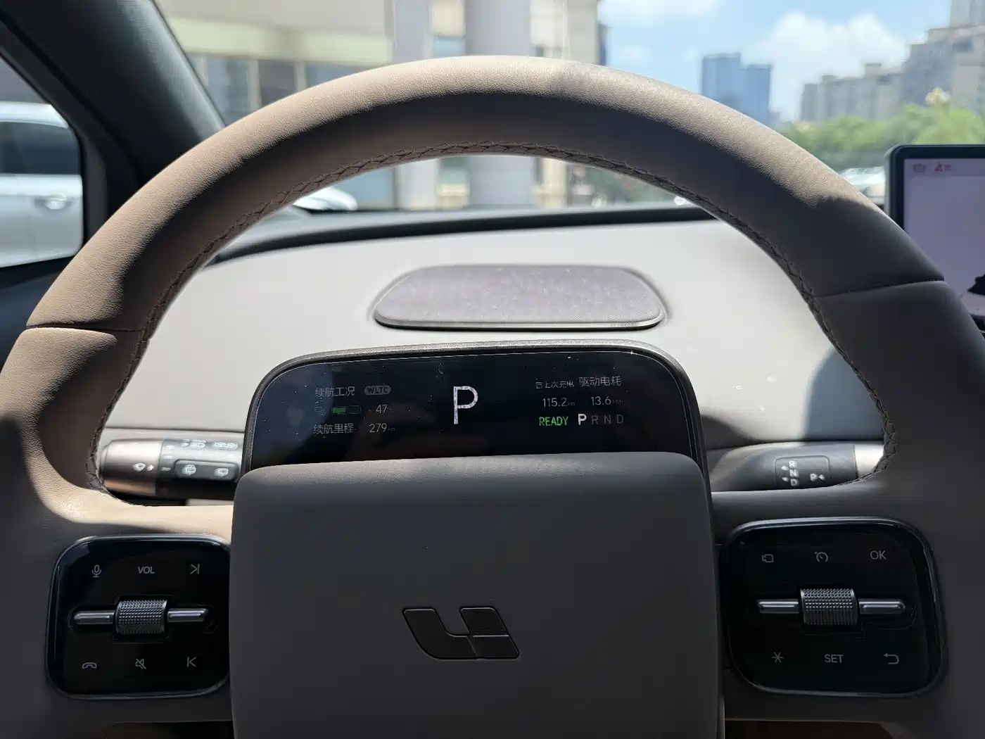 Li Auto i6 2026 2025 2WD Base Model