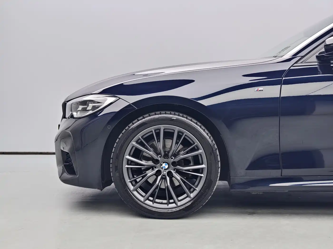 BMW 3 Series 2022 325Li M Sport Shadow Edition фото 6
