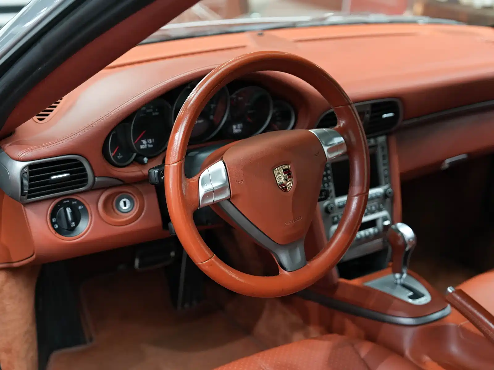 Photo 27 - Porsche 911