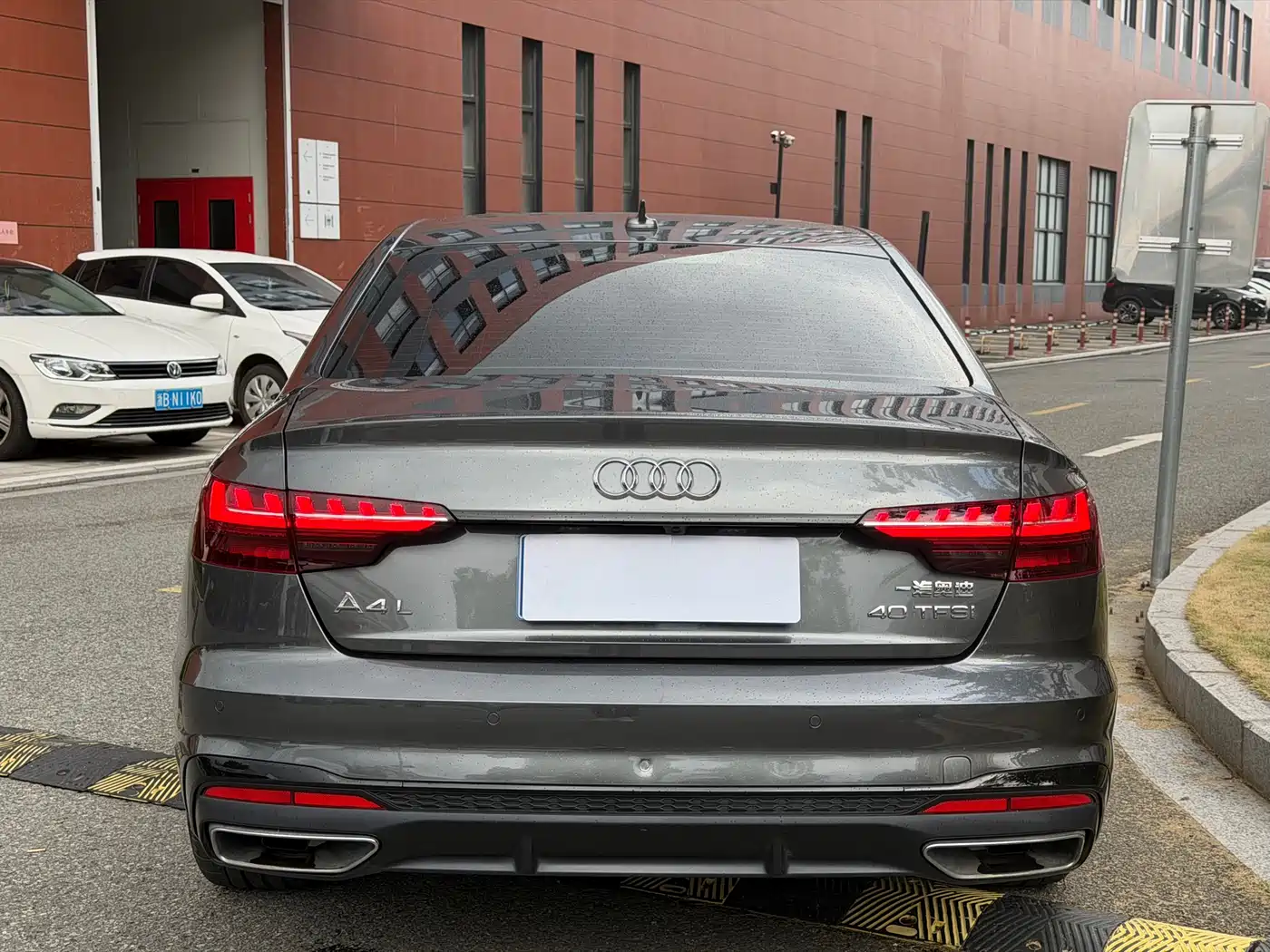 Audi A4L 2024 40 TFSI Luxury Dynamic фото 13
